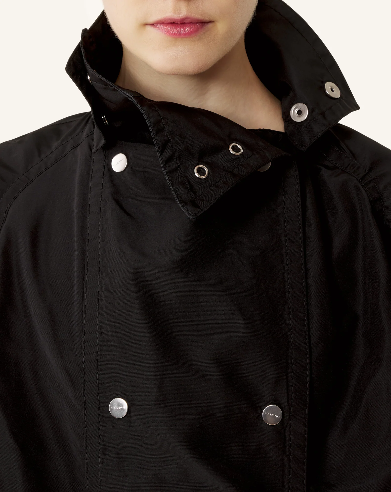 BI-MATERIAL TRENCH COAT IN SILK FAILLE AND CHARMEUSE FABRIC - Image 6